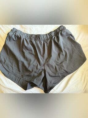 Old Navy Women's Athletic Shorts - Black